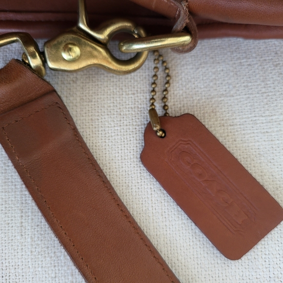 Vintage Coach Messenger Bag - Picture 2 of 11